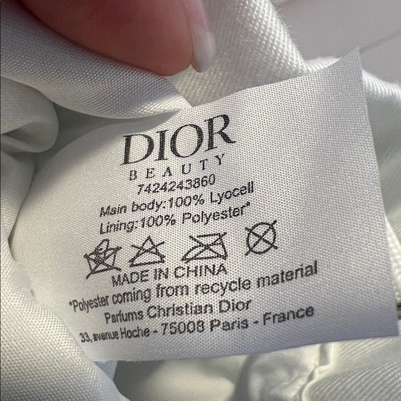 Dior Care Pouch & Box - Picture 6 of 6